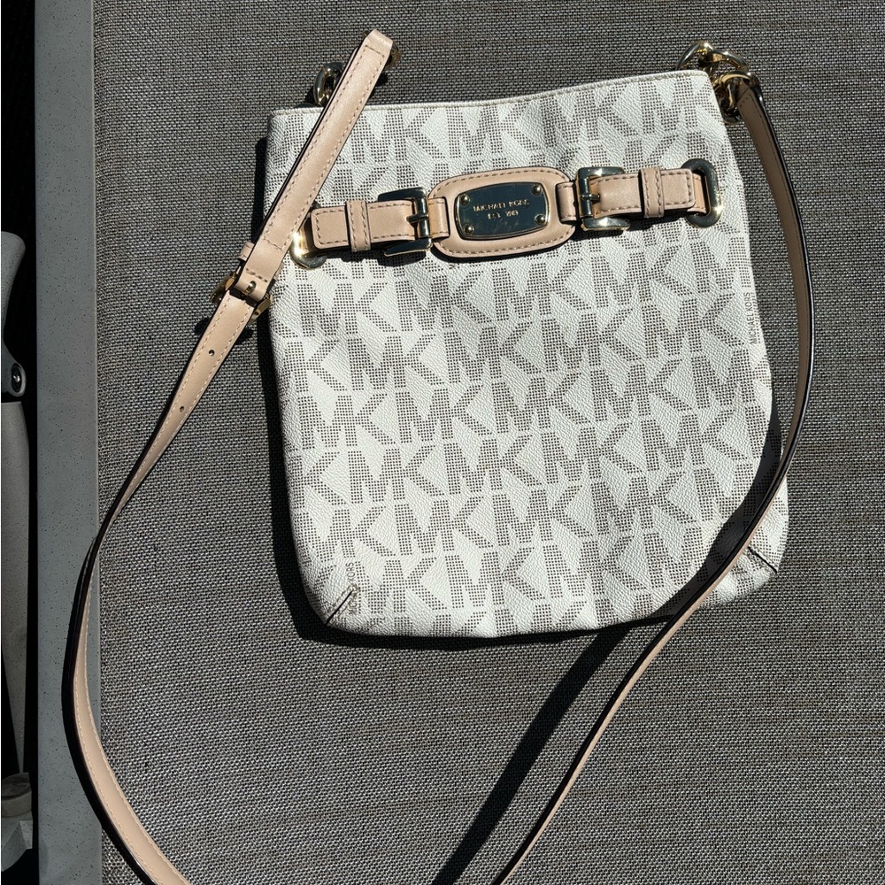 Michael Kors Purse Crossbody Shoulder white logo bag